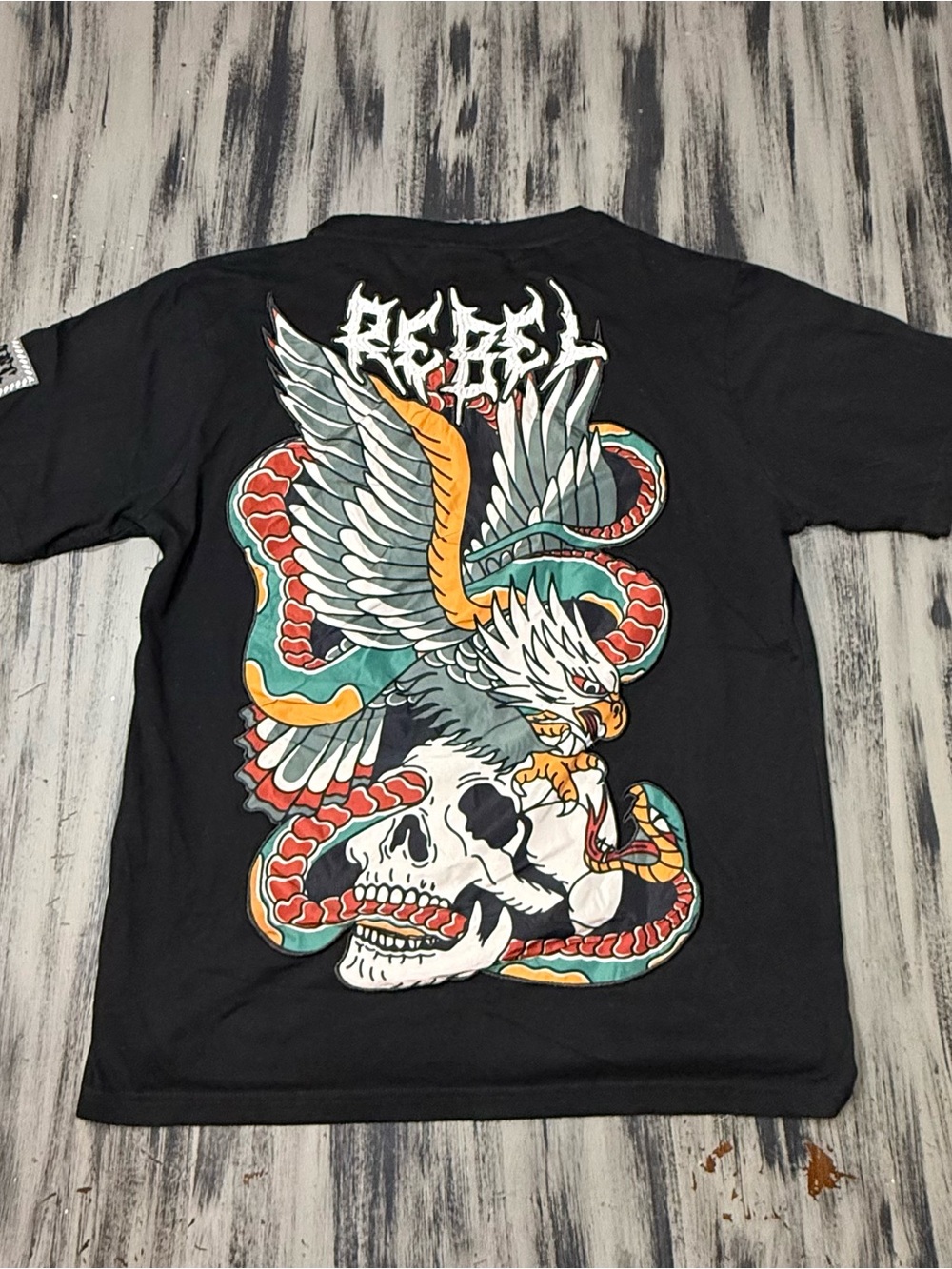 Rebel Vengeance Black Short Sleeve Tee with Eagle, Snake & Skull Graphic New! - Picture 8 of 9